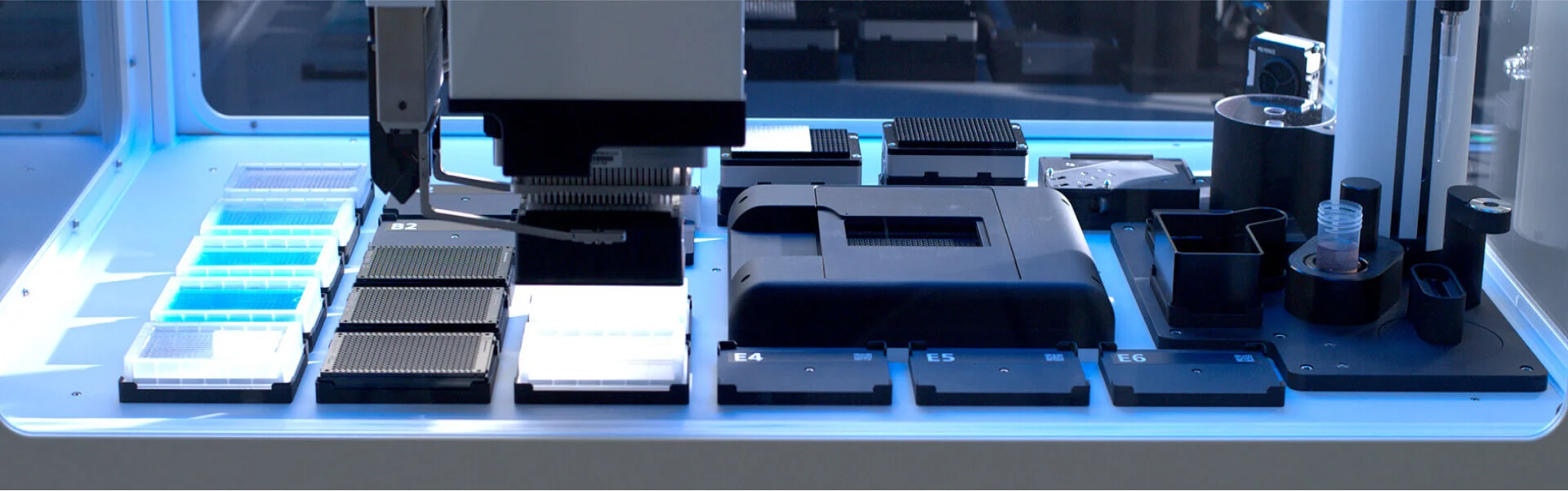 自動化パッケージによる8時間の無人稼働